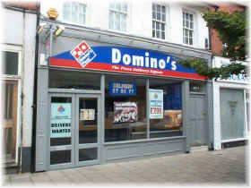 Dominos2.jpg (51455 bytes)